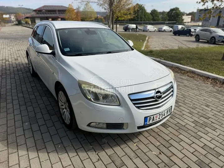 Opel Insignia 2010 photo 5