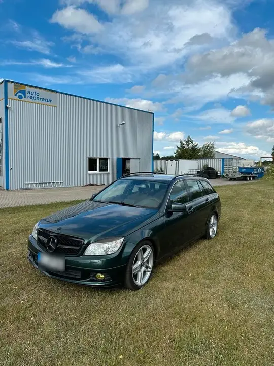 Mercedes-Benz C180