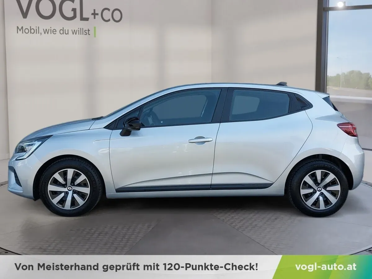 Renault Clio 2023 photo 2
