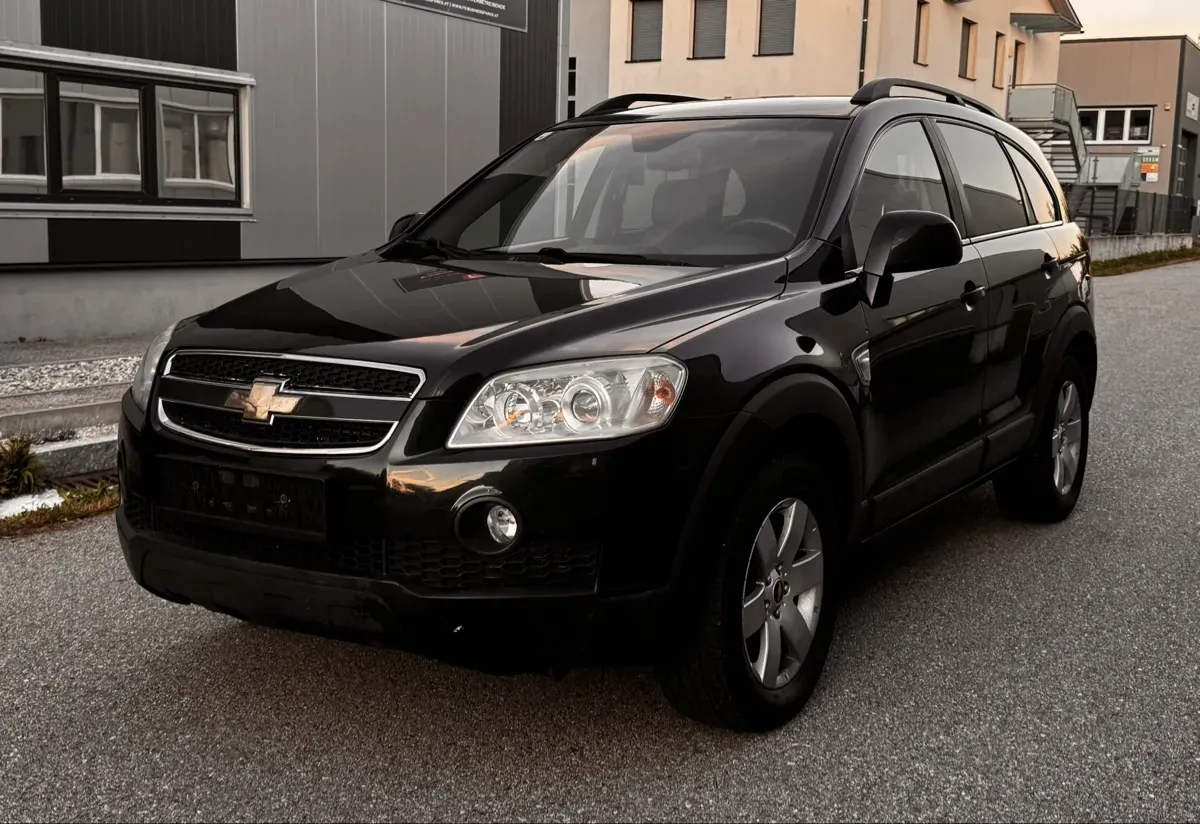 Chevrolet Captiva 2010 photo 2