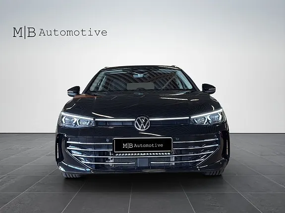 Volkswagen Passat 2025 photo 2