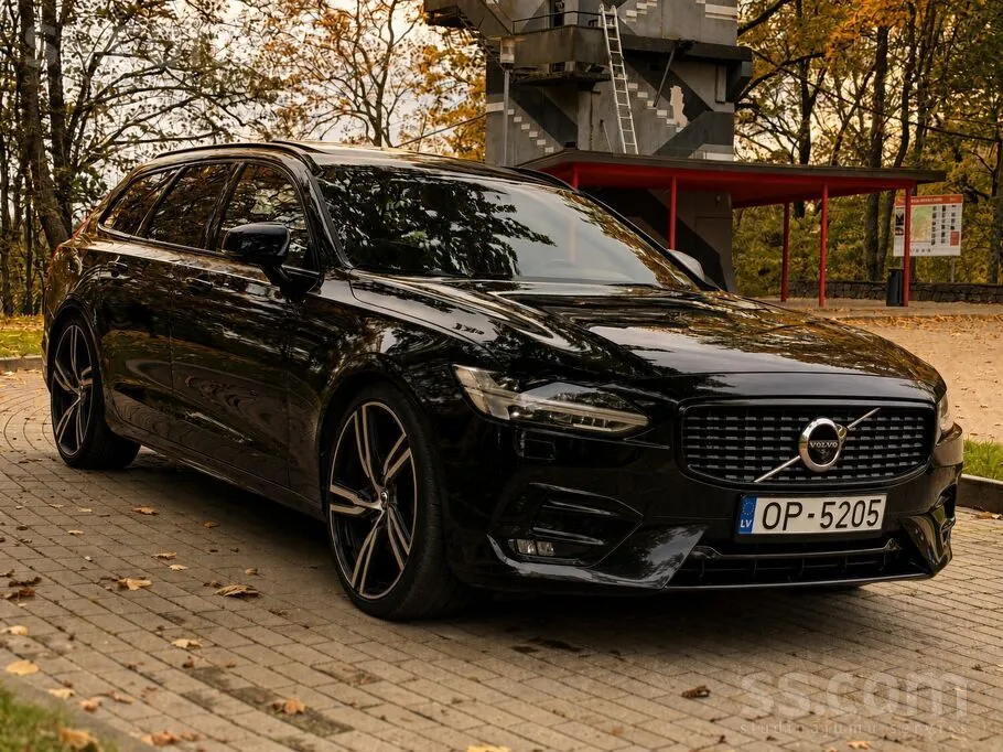 Volvo V90