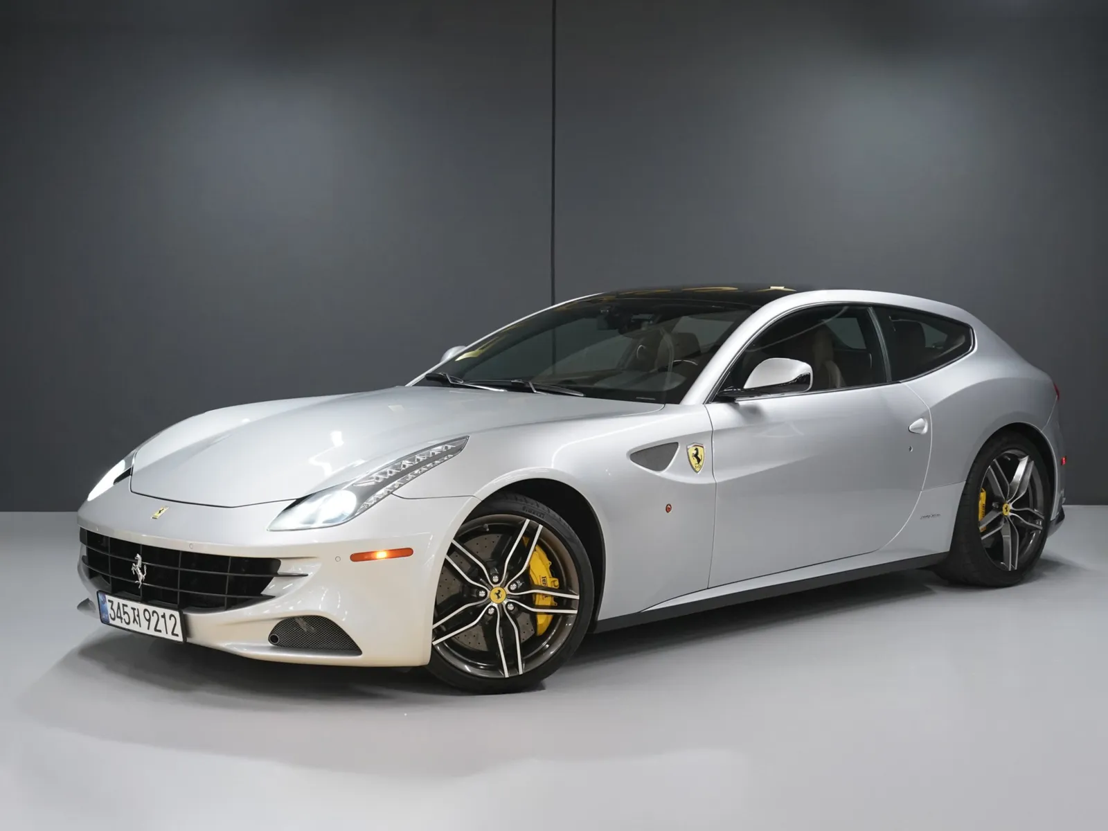 Ferrari Ff