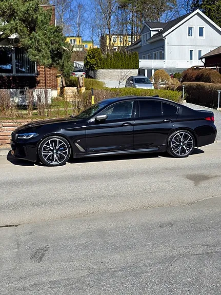 BMW M550I