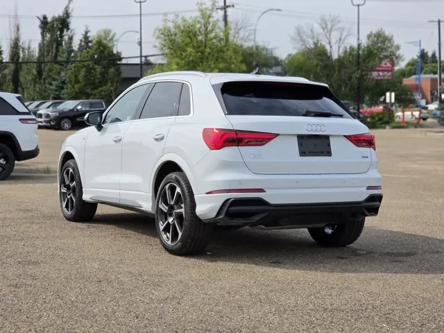 Audi Q3 2025 photo 4