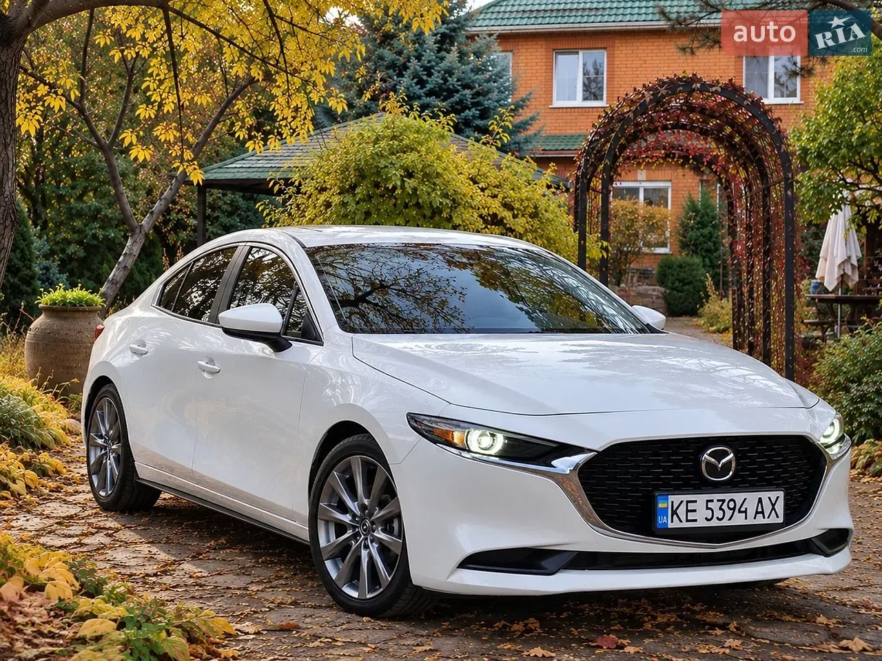 Mazda 3 2023 photo 3