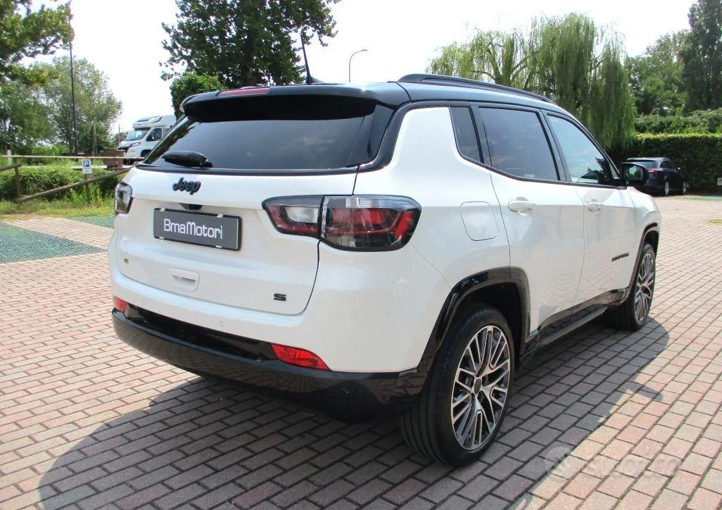 Jeep Compass 2025 photo 4