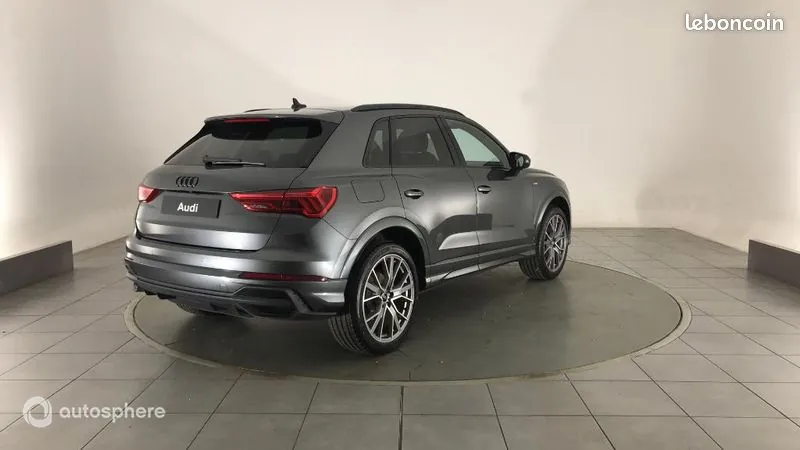 Audi Q3 2025 photo 5