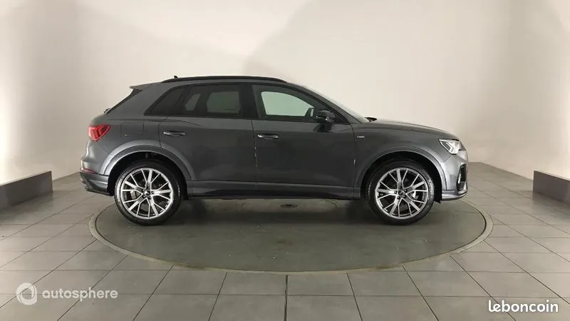 Audi Q3 2025 photo 4