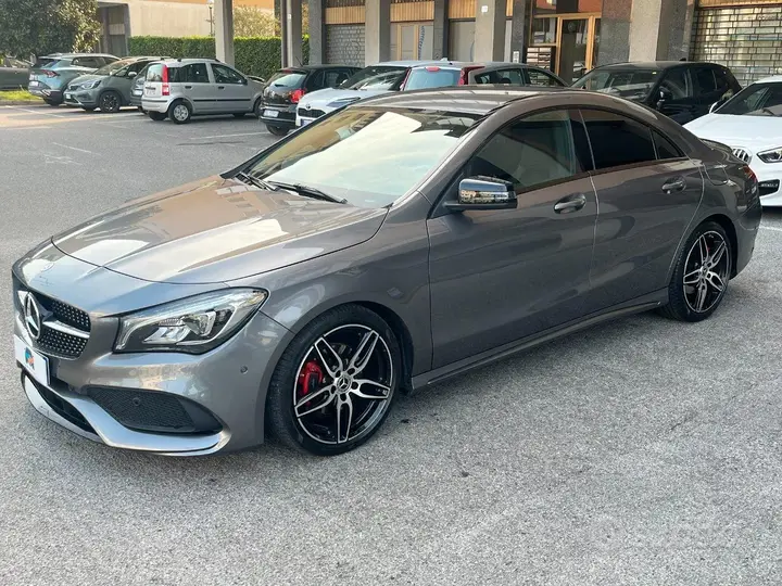 Mercedes-Benz Cla 200