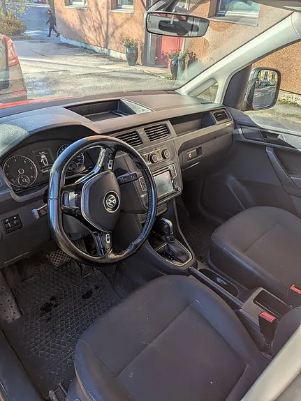 Volkswagen Caddy Maxi 2017 photo 2