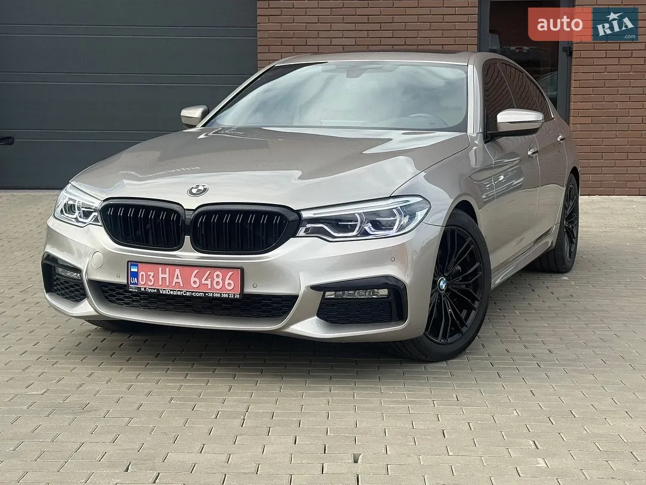 BMW 5 Series 2017 photo 4