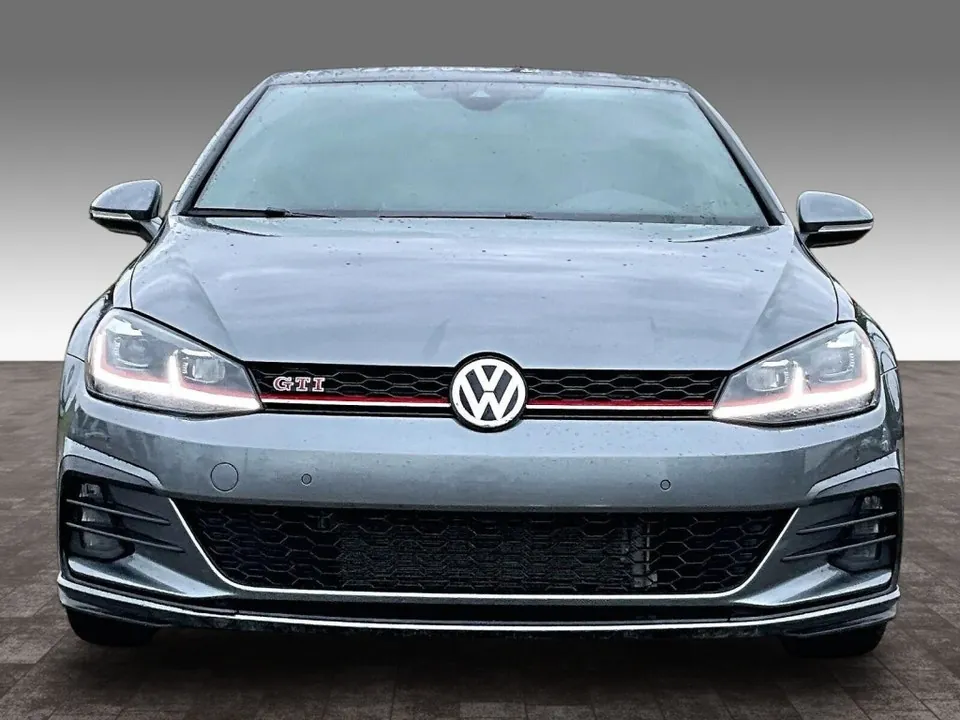 Volkswagen Golf 2018 photo 3