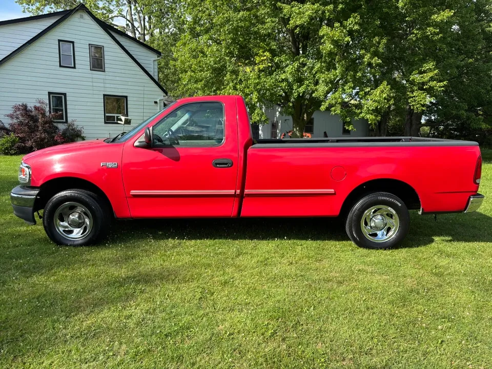 Ford F-150 1997 photo 2