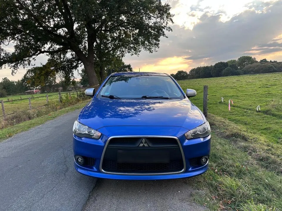 Mitsubishi Lancer