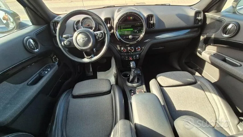 Mini Mini Countryman 2018 photo 4