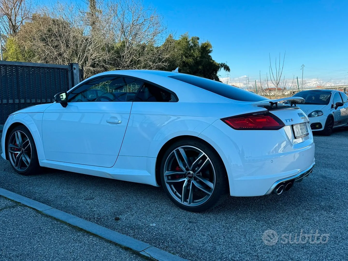 Audi Tt 2015 photo 3