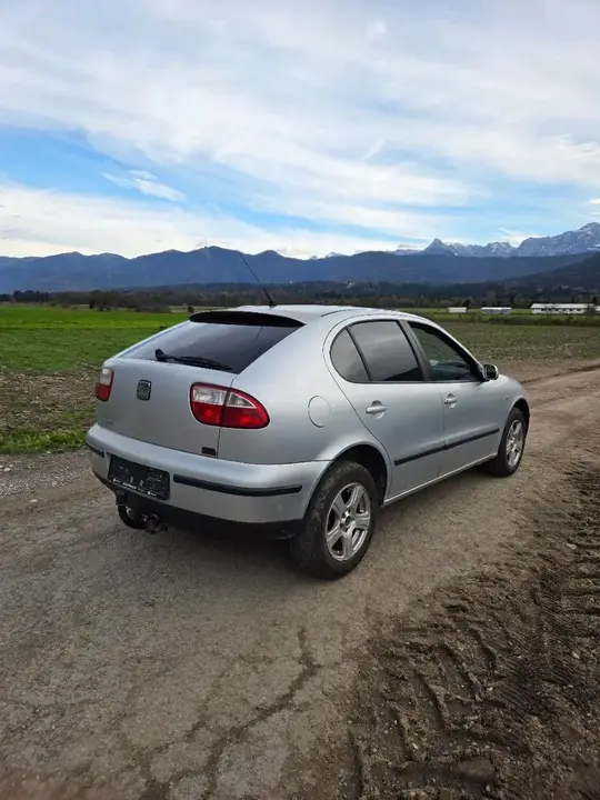 Seat Leon 2000 photo 3
