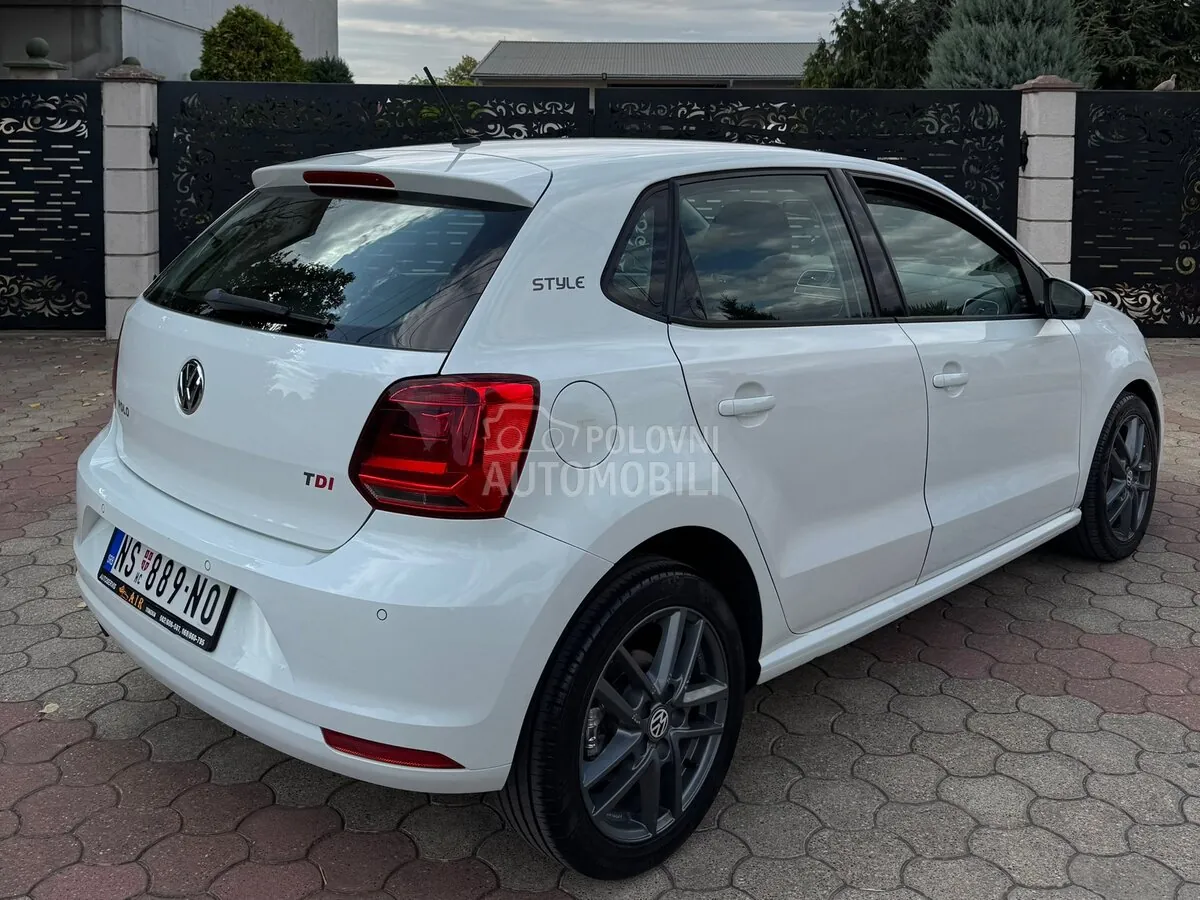 Volkswagen Polo 2014 photo 5