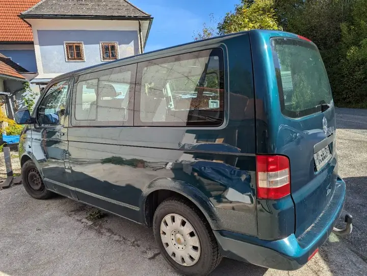 Volkswagen T5 2006 photo 3