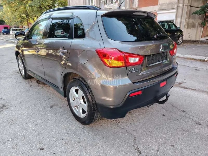 Mitsubishi Asx 2011 photo 4