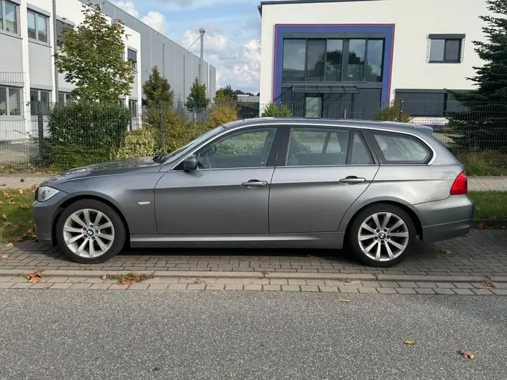 BMW 318I Touring