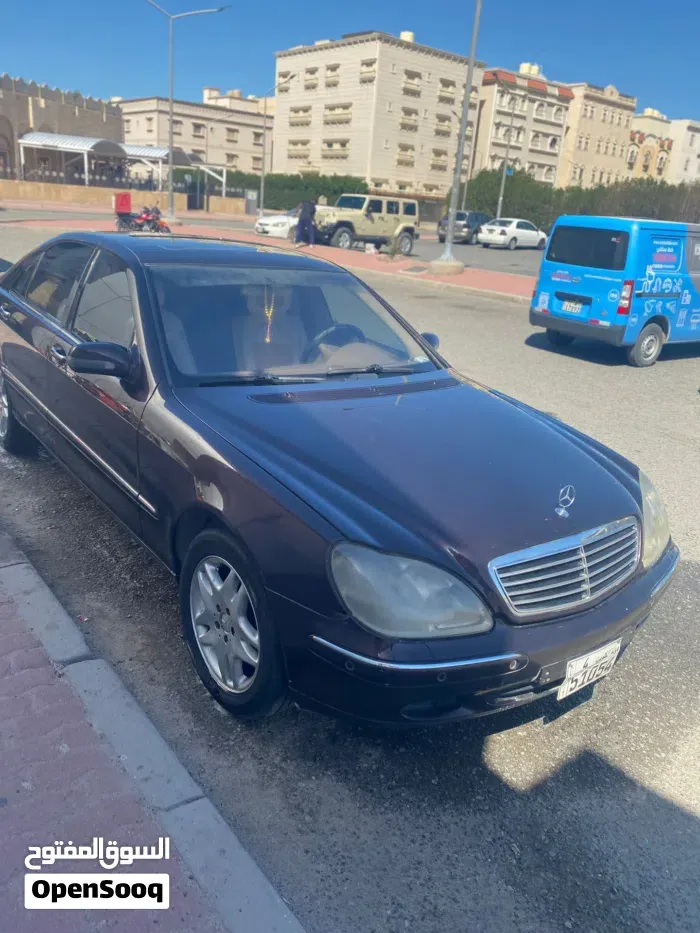 Mercedes-Benz 320