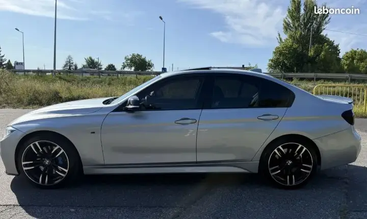 BMW Série 3 2017 photo 2