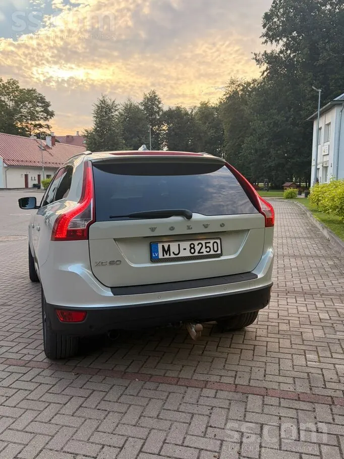 Volvo Xc60 2010 photo 5