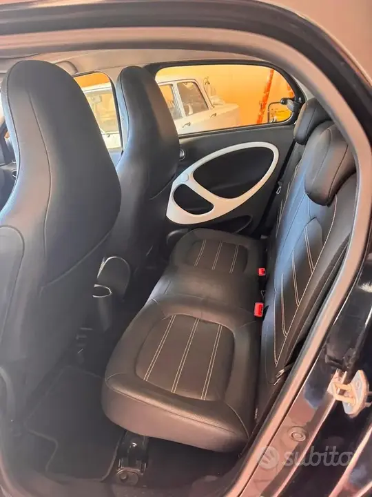 Smart Forfour 2015 photo 4