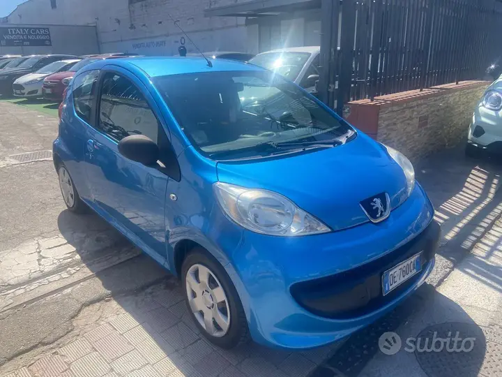 Peugeot 107 2006 photo 2