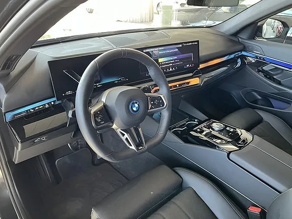 BMW 530E 2026 photo 5