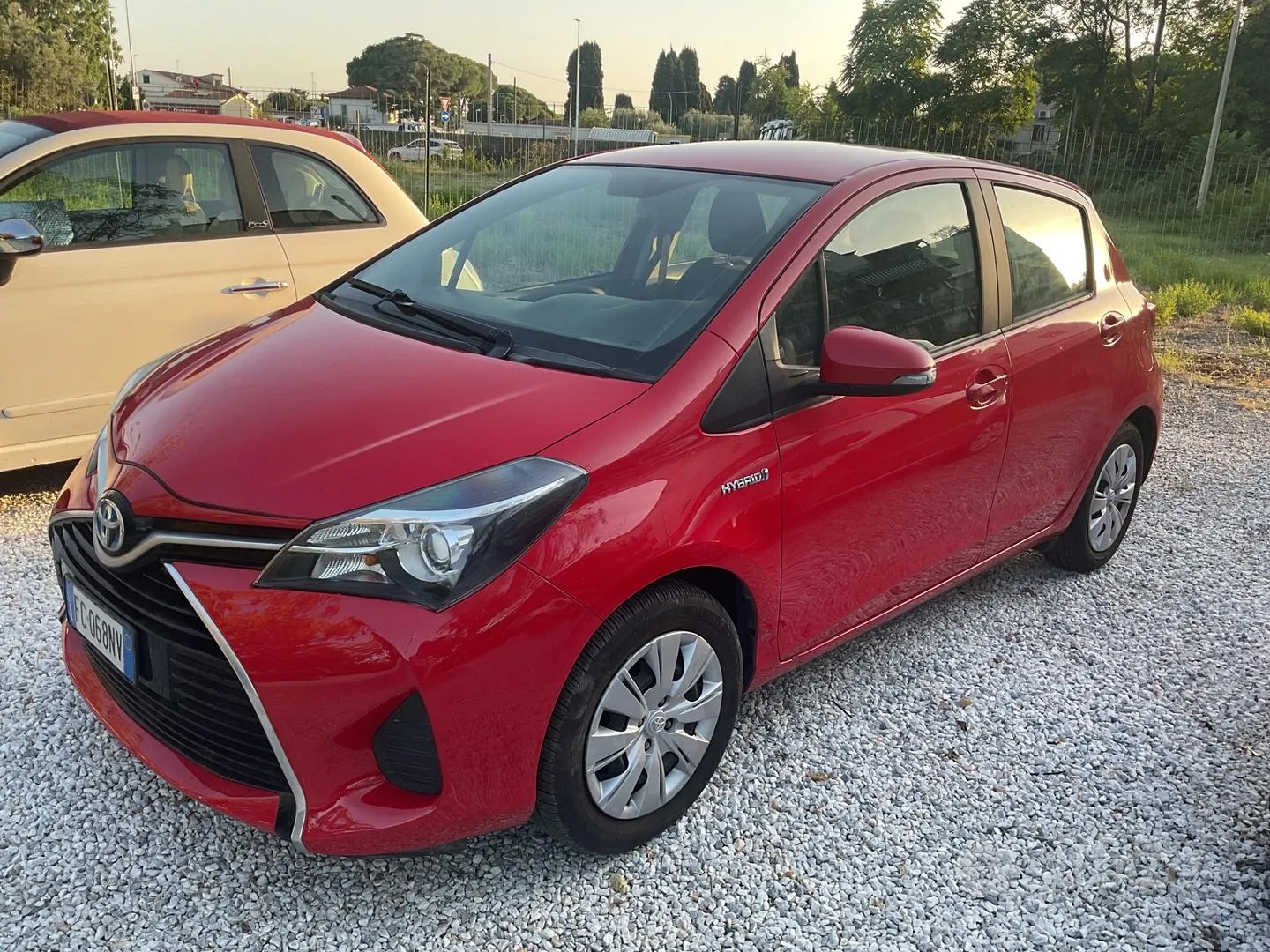 Toyota Yaris 2016 photo 3