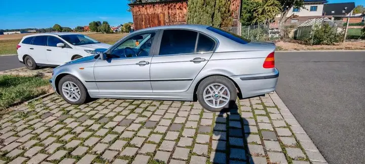 BMW 320I