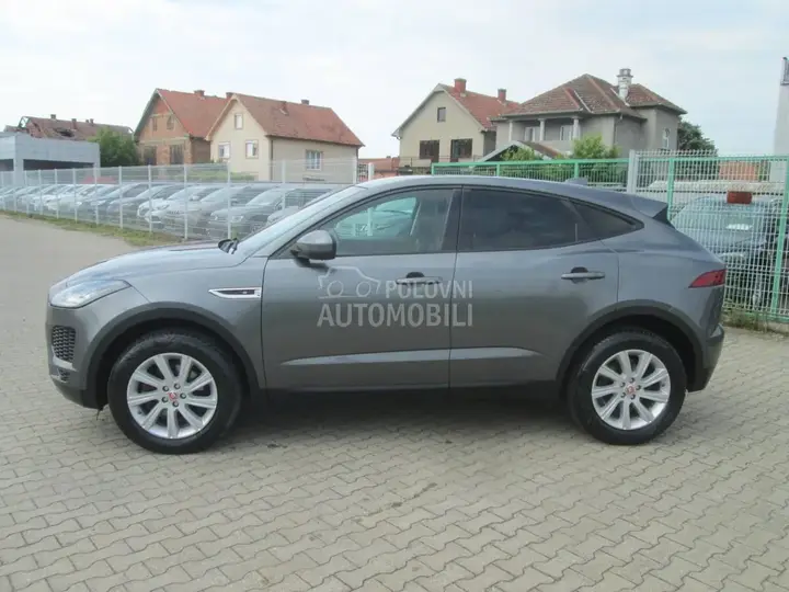 Jaguar E-Pace 2018 photo 2