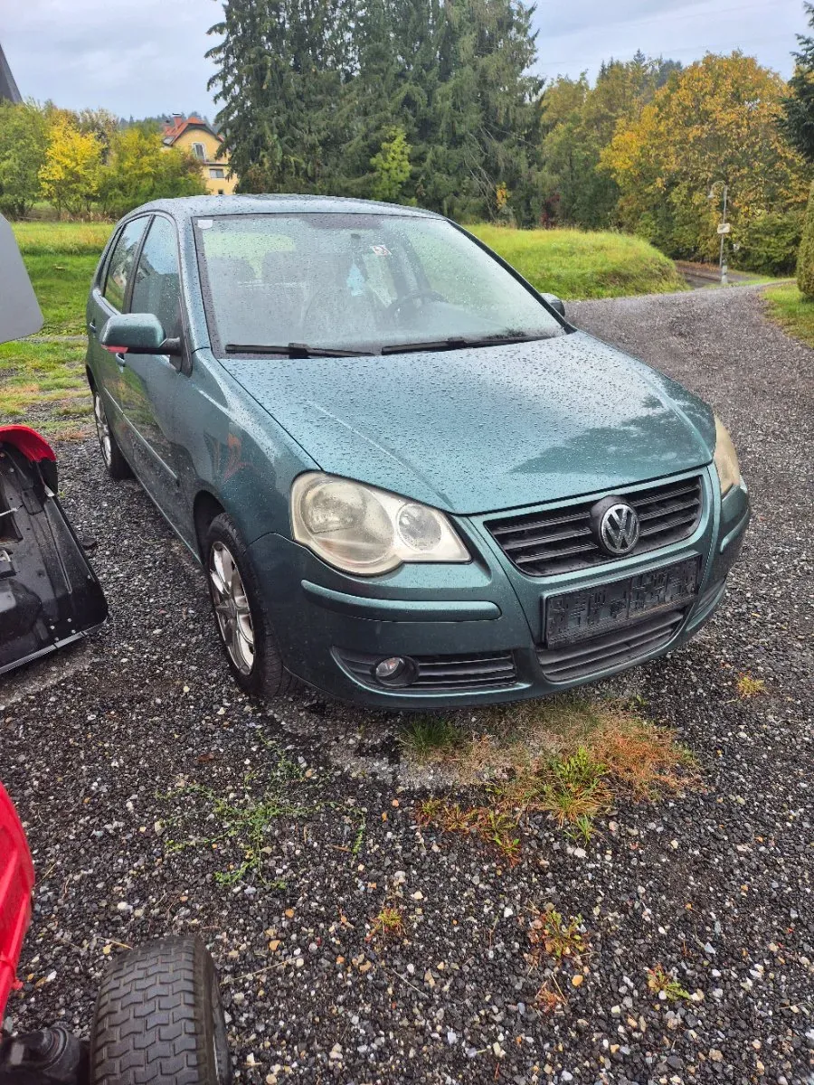 Volkswagen Polo 2005 photo 2