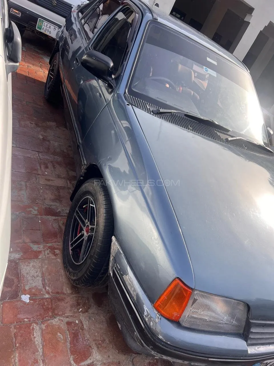 Daewoo Racer
