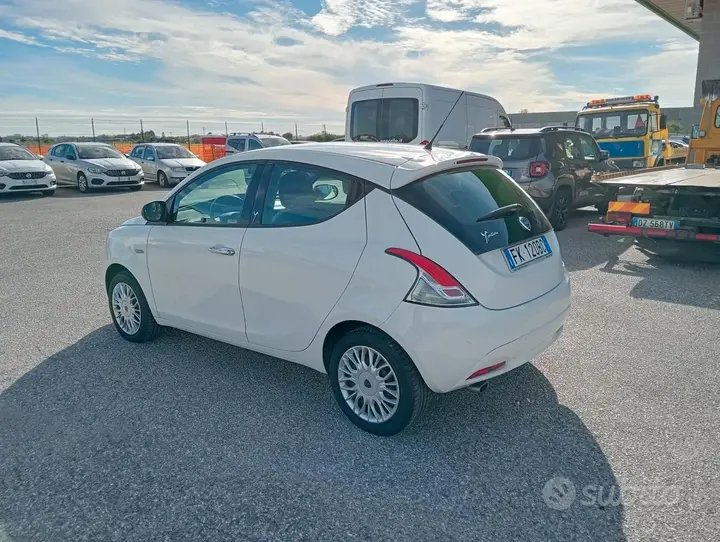 Lancia Ypsilon 2017 photo 3