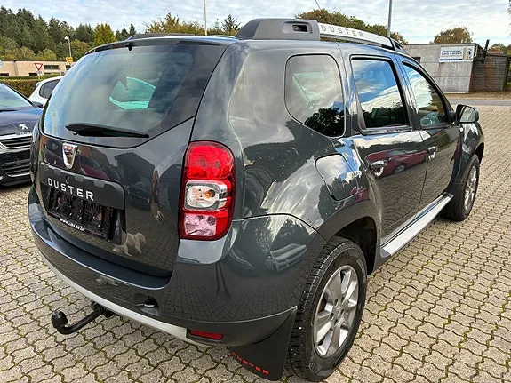 Dacia Duster 2015 photo 3