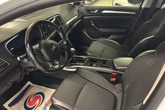 Renault Megane E-Tech 2021 photo 4