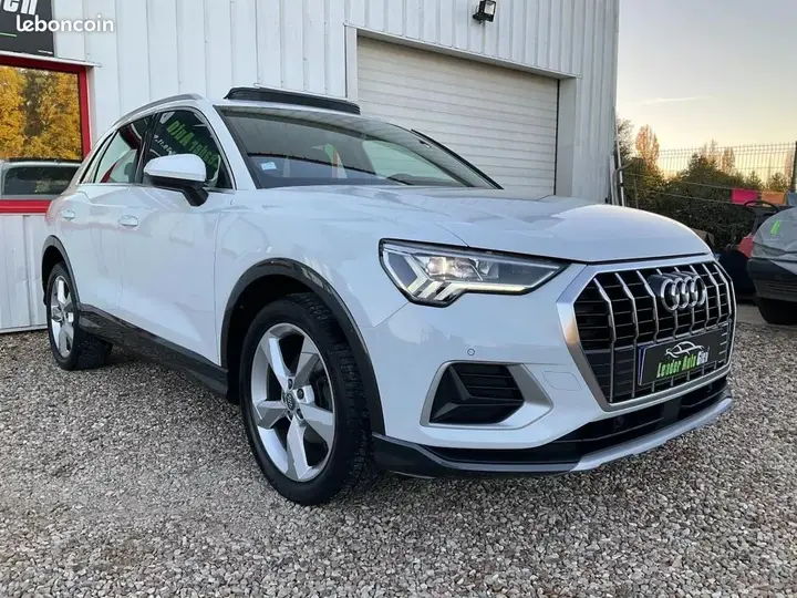 Audi Q3 2019 photo 3