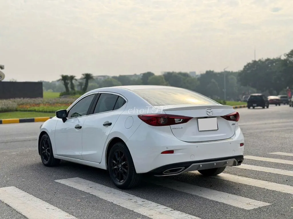 Mazda 3 2018 photo 5