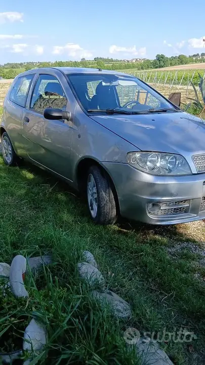 Fiat Punto 2004 photo 4