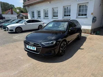 Audi A4 2021 photo 2