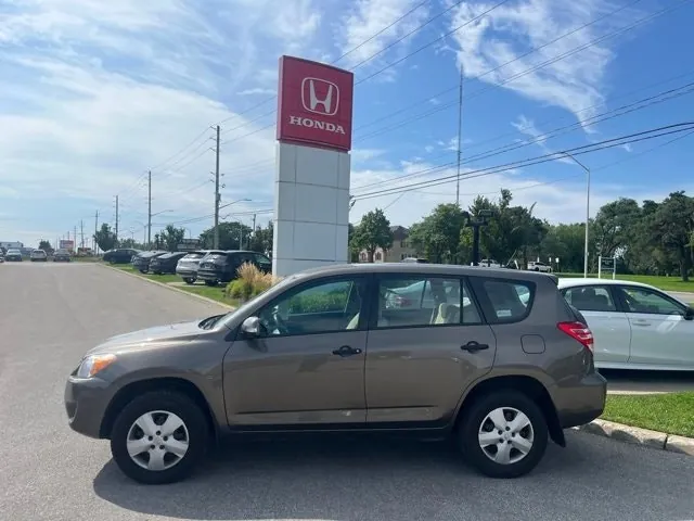 Toyota Rav4 2010 photo 3