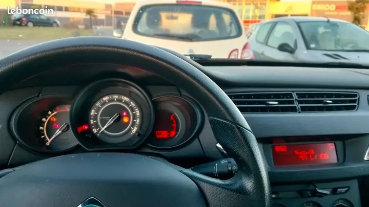Citroen C3 2013 photo 3