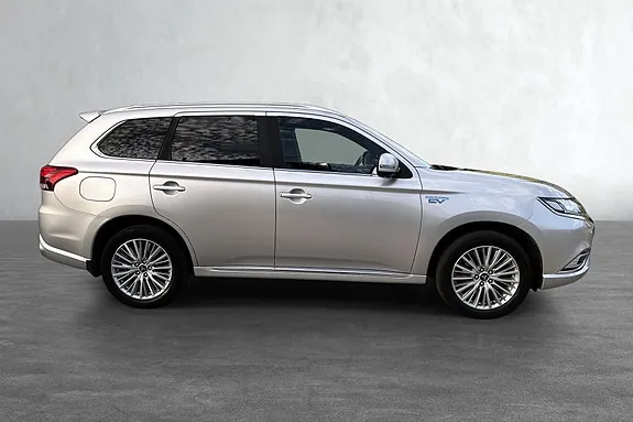 Mitsubishi Outlander 2019 photo 4