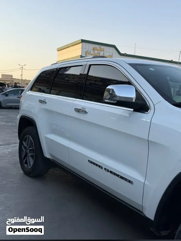 Jeep Grand Cherokee 2018 photo 2