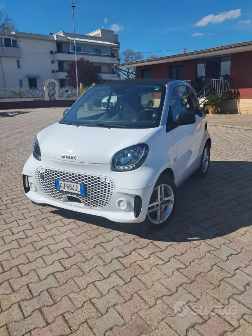 Smart Fortwo Eq Coupe 2022 photo 4