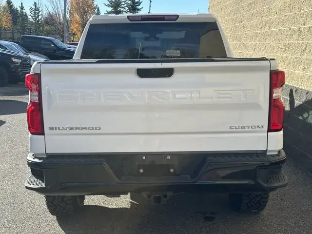 Chevrolet Silverado 1500 2022 photo 5